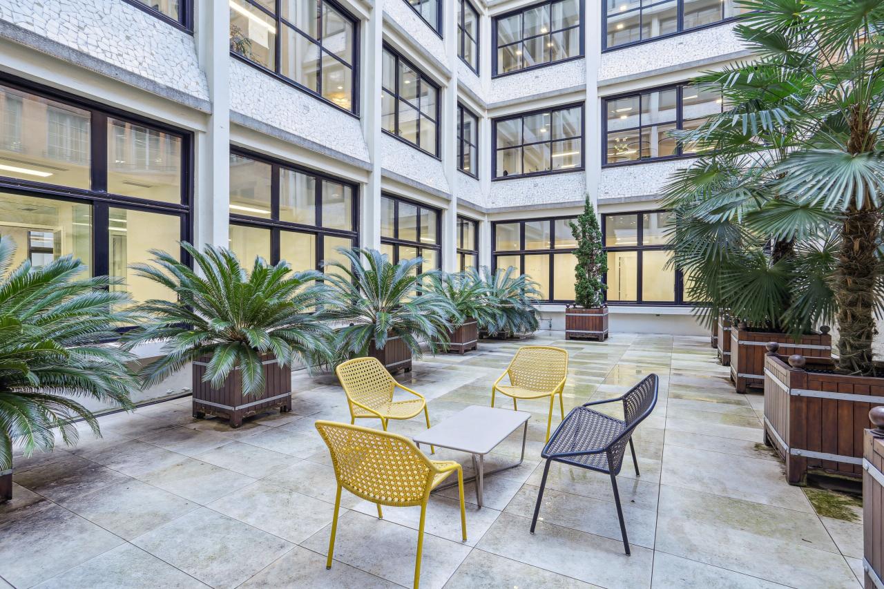 Bureau Paris 1772m² Location bureau Paris OLBUR2423051 3